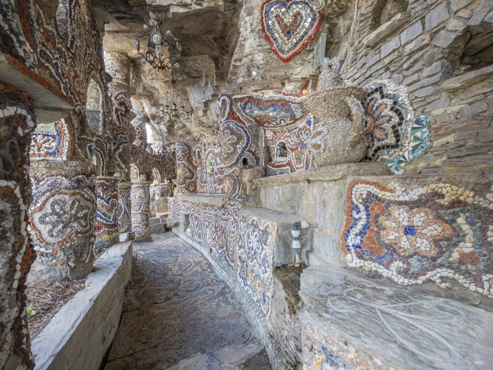 Il castello più visionario non è in Spagna né in Francia: si trova a Grosio e svela un passato incredibile
